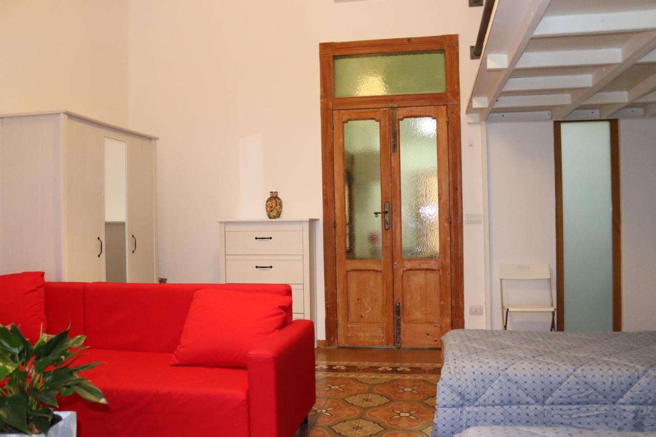 Ferienwohnung The Singer'S House Bari Exterior foto